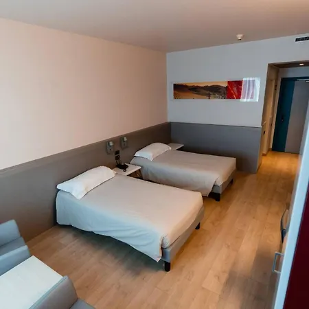 Hotel Ristorante I Castelli فندق 4*