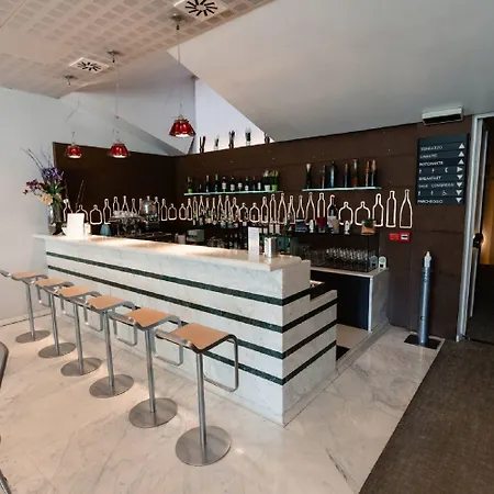 Hotell Hotel Ristorante I Castelli