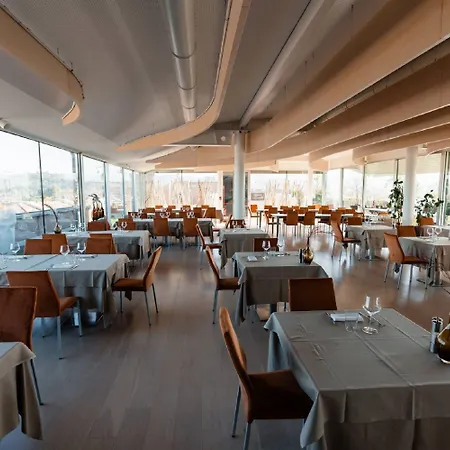 Hotel Ristorante I Castelli فندق