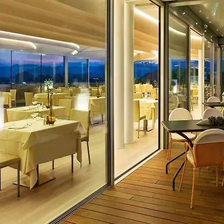 Hotel Ristorante I Castelli فندق 4*